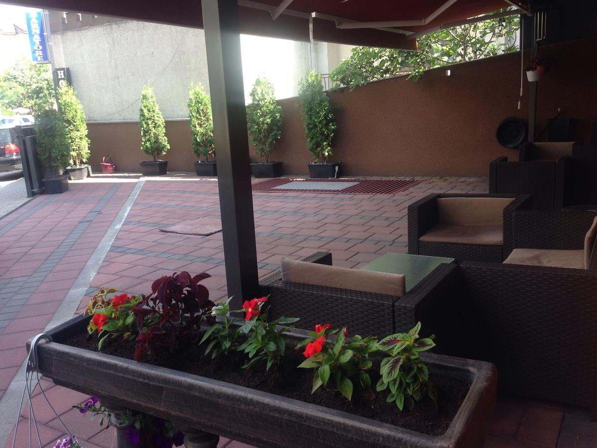 Hotel Millenium2 Prizren Kültér fotó